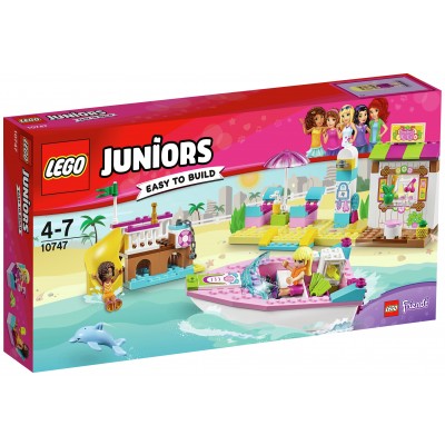 LEGO Junior Andrea and Stephanie Beach Hols Playset - 10747